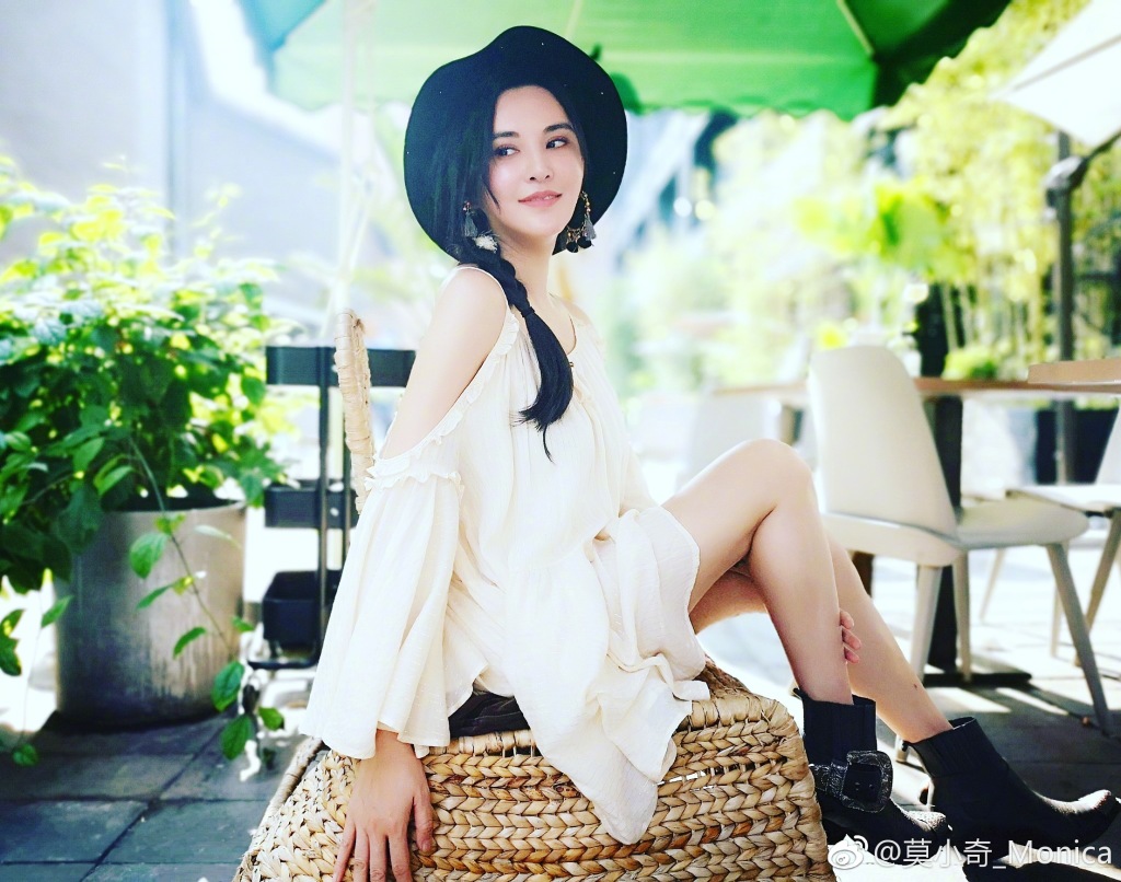 莫小棋算命张艺兴爱情怎样?莫小棋为什么预 莫小棋算命张艺兴爱情怎样?莫小棋为什么预