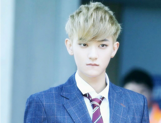 黄子韬鹿晗谁最有钱？王思聪为什么骂黄子韬