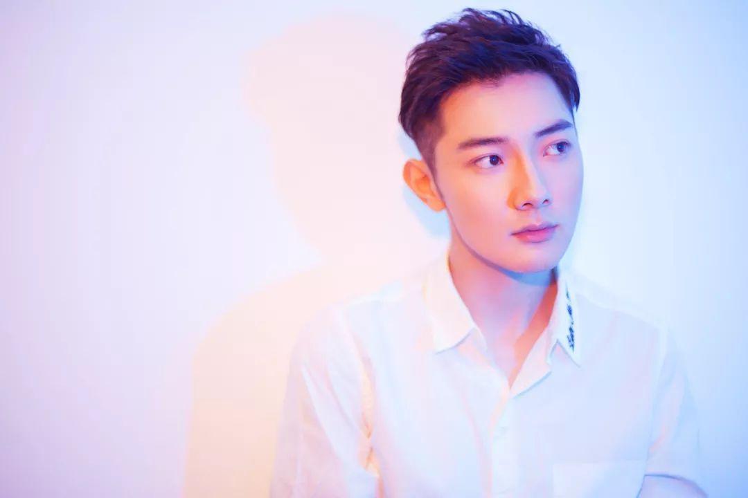 演员程怡泳装照片有吗(程怡 剧照)