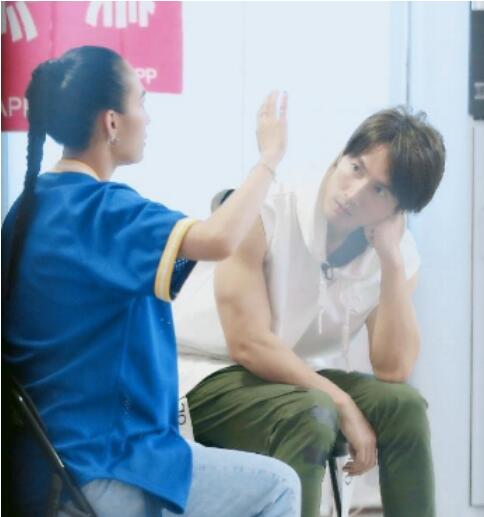 何展成和陈妍臻是一对吗?陈妍臻言承旭是什