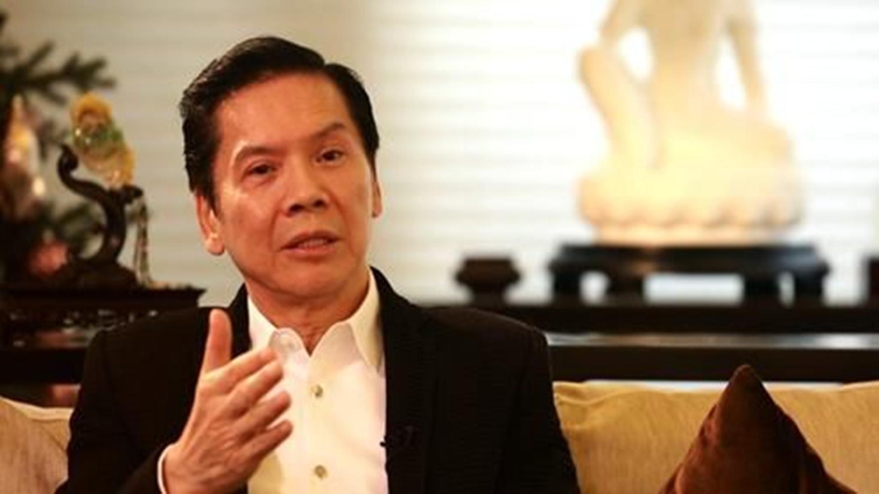 成龙和向华强的关系如何？向华强打成龙是真