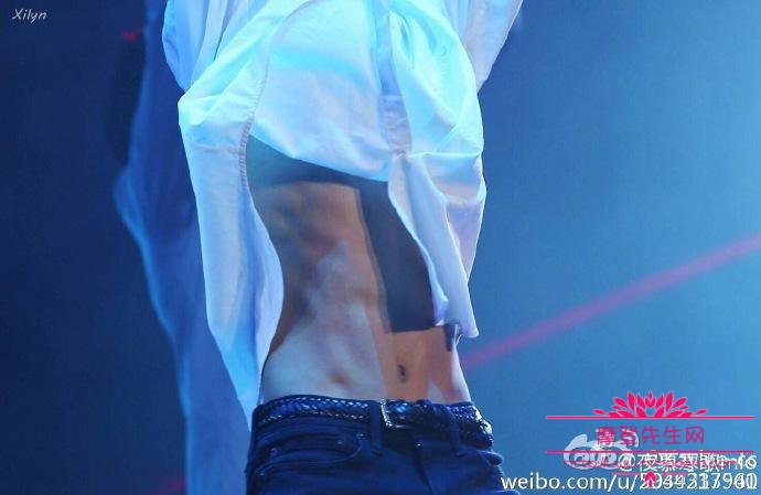 千玺的女朋友宋婕照片(宋婕易烊千玺的接吻照)