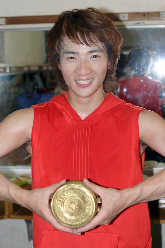 华少翌为什么不唱歌了?华少翌的解夏抄袭了