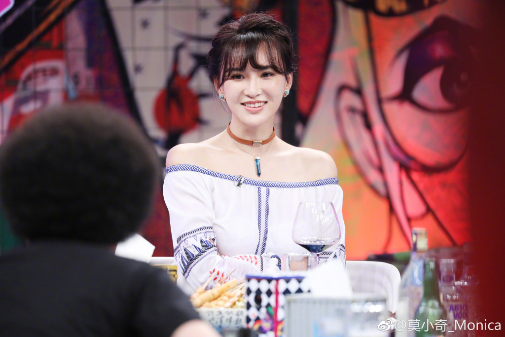 莫小棋算命张艺兴爱情怎样？莫小棋为什么预