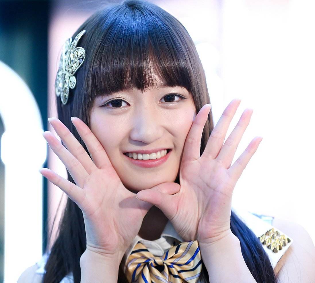 方逸伦和张艺兴很像俩人什么关系(方逸伦 张艺兴)