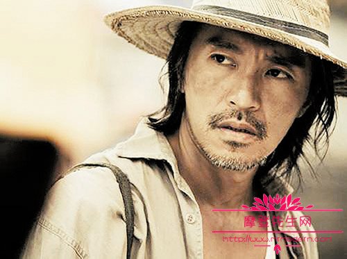 李连杰和周润发谁成就更大?最新明星网络人(周润发和李连杰谁在影坛的地位更高?) 李连杰和周润发谁成就更大?最新明星网络人(周润发和李连杰谁在影坛的地位更高?)