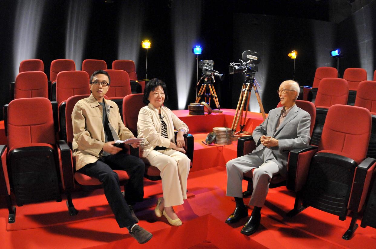 邹文怀杀死李小龙真相(李小龙被毒死) 邹文怀杀死李小龙真相(李小龙被毒死)