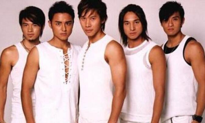 王绍伟为什么同时在两个组合(王少伟为什么两个组合) 王绍伟为什么同时在两个组合(王少伟为什么两个组合)