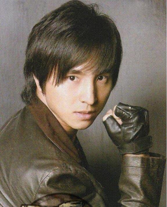 王绍伟为什么同时在两个组合(王少伟为什么两个组合) 王绍伟为什么同时在两个组合(王少伟为什么两个组合)