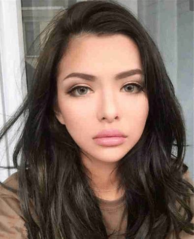 奶油米naomi康雅馨整容前龅牙照片