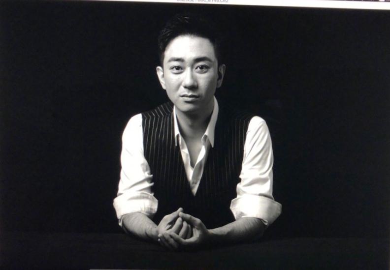 王自健现在在干嘛做什么节目？王自健张伯鑫