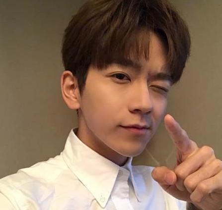 张皓宸为什么叫一米六？张皓宸曾经女朋友都