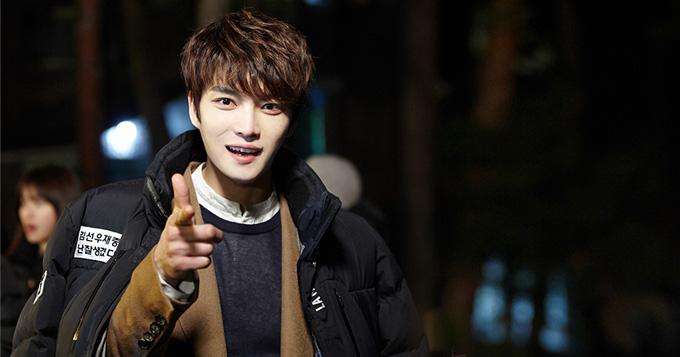 金在中为什么叫九爷、霓虹金、花花?金在中