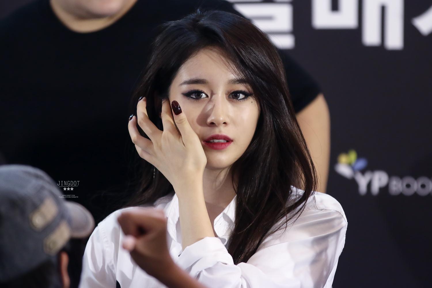 朴智妍签约中国哪个公司了？朴智妍整容前照