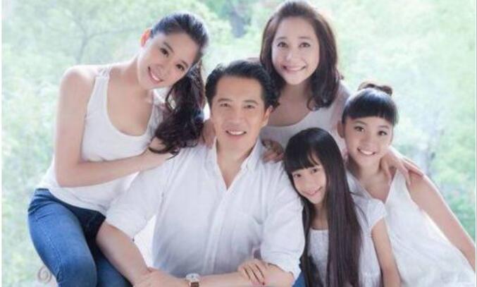 欧阳娜娜家很有钱吗(欧阳娜娜家产)