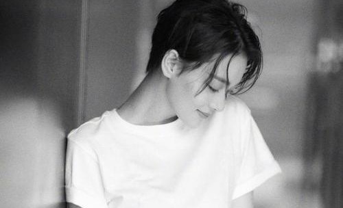 张馨予微博晒短发造型或网友称赞(张馨予短发发型图片 新闻)