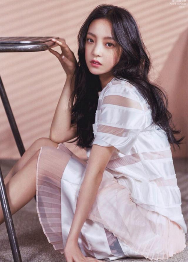 具荷拉交过多少男友?具荷拉国民厕所是什么(具荷拉与男友)