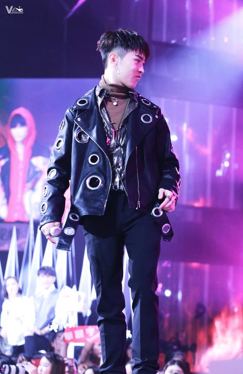 马伯骞为什么叫肉夹馍、马黄瓜、马老师?马