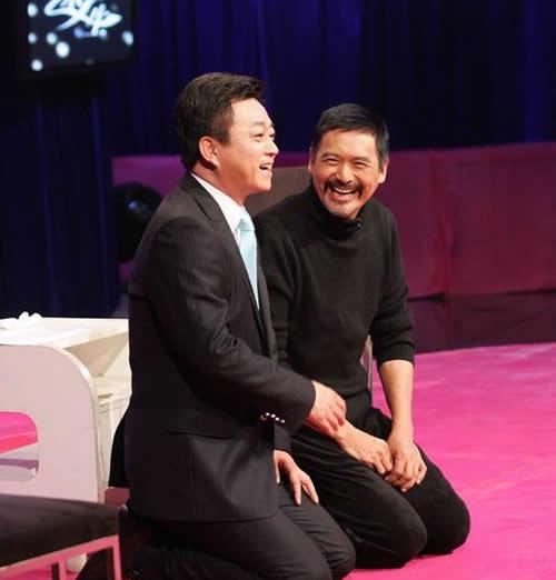 周润发为什么羞辱朱军怎么“羞辱”的?让朱 周润发为什么羞辱朱军怎么“羞辱”的?让朱