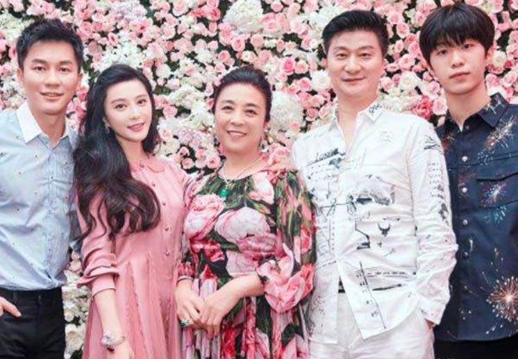 张传美艺术学校在哪里？张传美还有个前夫？(张传美的简历)