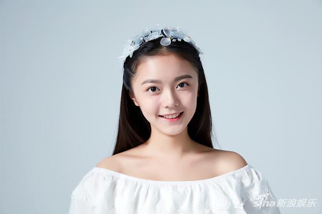 赵今麦的男朋友叫王俊？赵今麦在哪个初中她(赵今麦的爸妈)