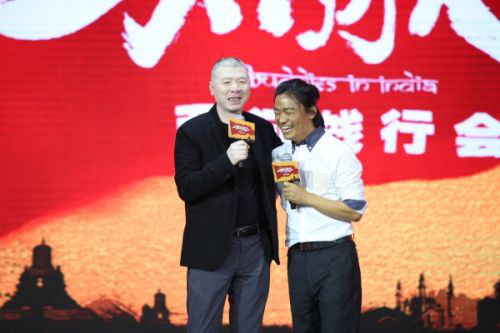 王宝强帮冯小刚打架替他挡刀?王宝强和冯小(王宝强跟冯小刚什么关系)