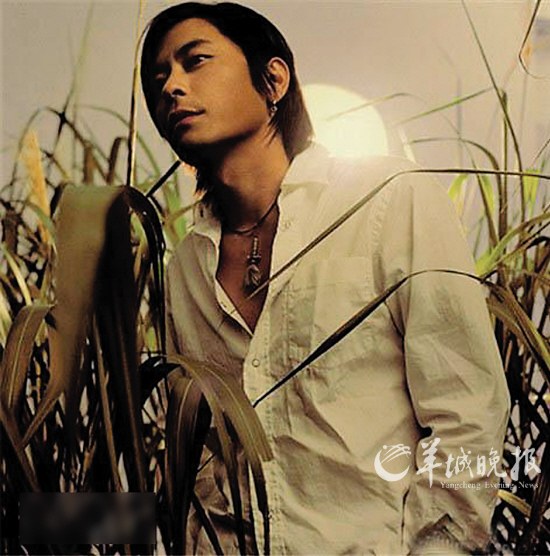 王杰前妻莫绮雯现状照片(王杰第二任莫绮雯)