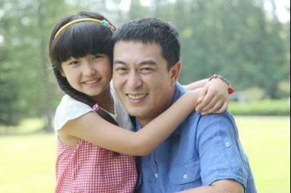 张嘉译女儿张译心近照(张嘉译 女儿)