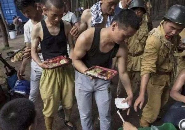 跑龙套是去横店还是北京？跑龙套一天多少钱(去横店跑龙套挣钱吗)