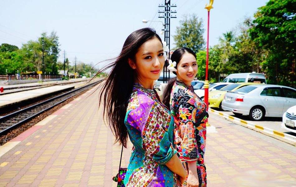 董璇是不是离过婚?董璇和佟丽娅是什么关系 董璇是不是离过婚?董璇和佟丽娅是什么关系