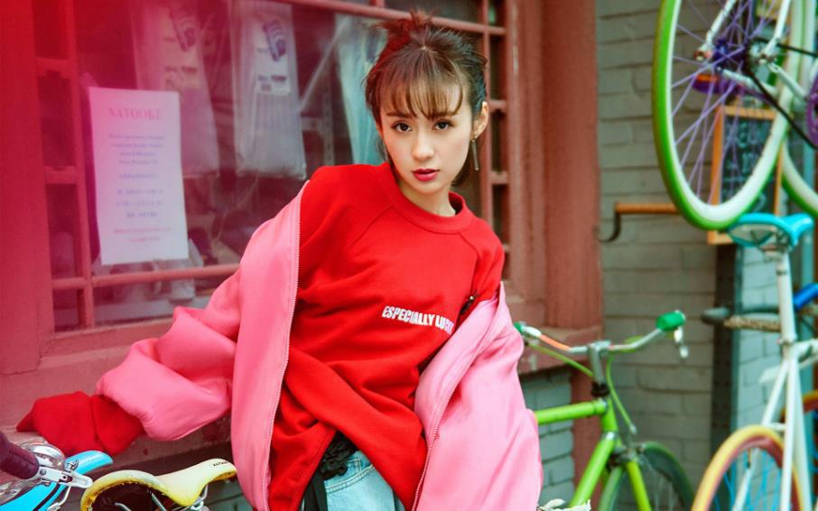 郑合惠子为什么取个日本名字？她上快乐大本