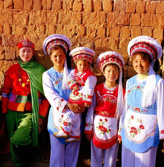 白族人为啥不满杨丽萍?杨丽萍和版纳的恩怨