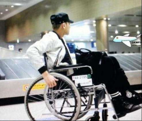 黄子韬的腿伤腰伤怎么弄的?黄子韬为什么叫 黄子韬的腿伤腰伤怎么弄的?黄子韬为什么叫