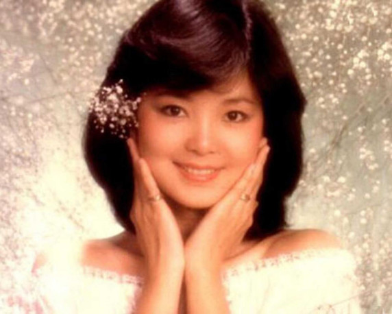 成龙和邓丽君私生女真的假的?邓丽君死后火(成龙害死邓丽君) 成龙和邓丽君私生女真的假的?邓丽君死后火(成龙害死邓丽君)