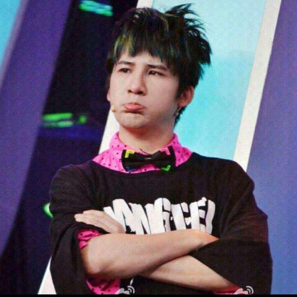 大张伟小时候经常被打真的吗？半个北京都打