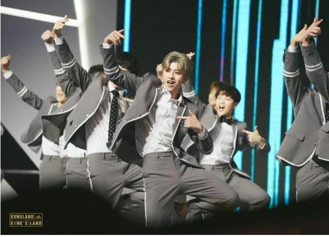 蔡徐坤出道前的照片曝光(蔡徐坤为出道前照片)