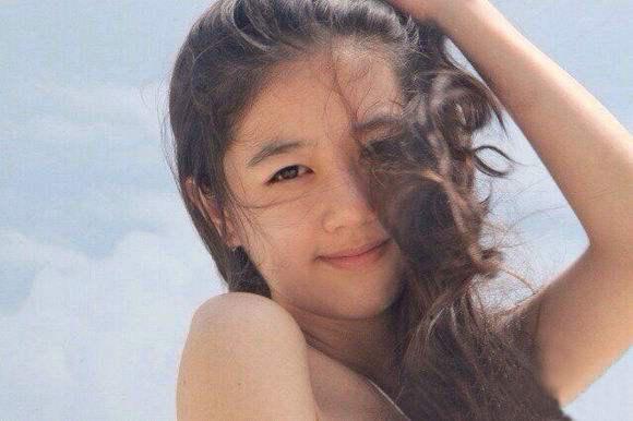 李凯馨素颜好丑照片(李凯馨整容前后照片)