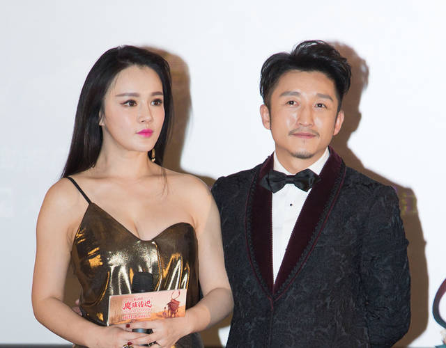 冉莹颖邹市明怎么认识?冉莹颖和邹市明舌吻