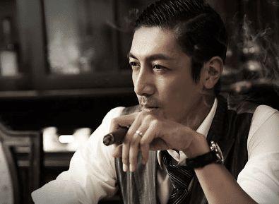 张鲁一整容前后对比图(张鲁一的脸怎么那么长)