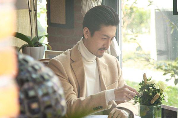 张鲁一整容前后对比图(张鲁一的脸怎么那么长)