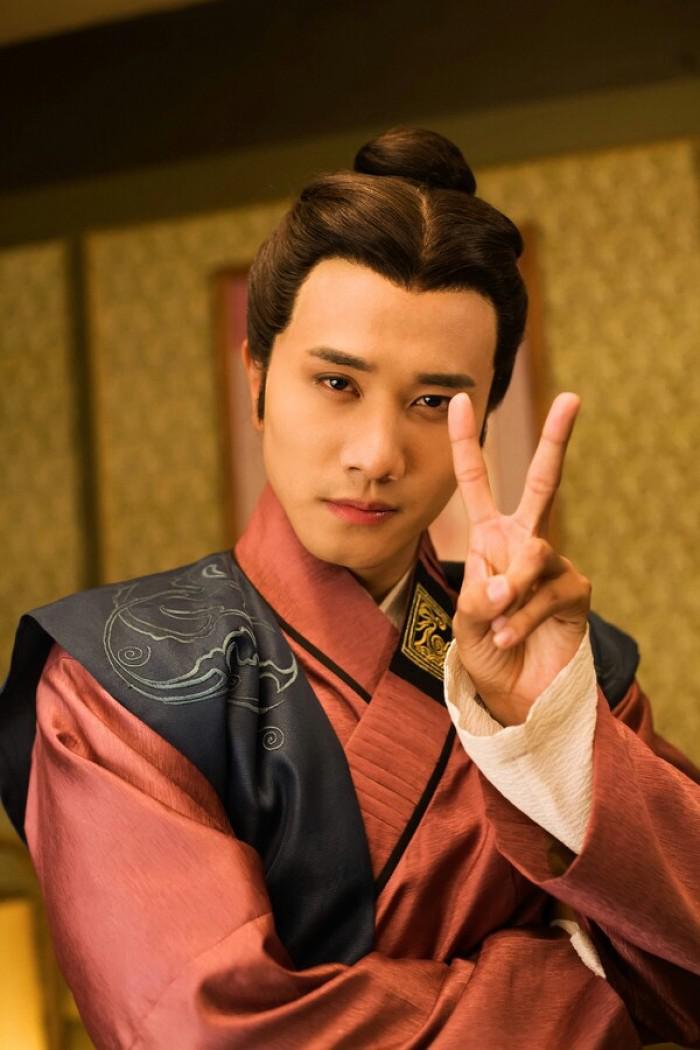 彭冠英为什么让人叫二哥？彭冠英现在的老婆