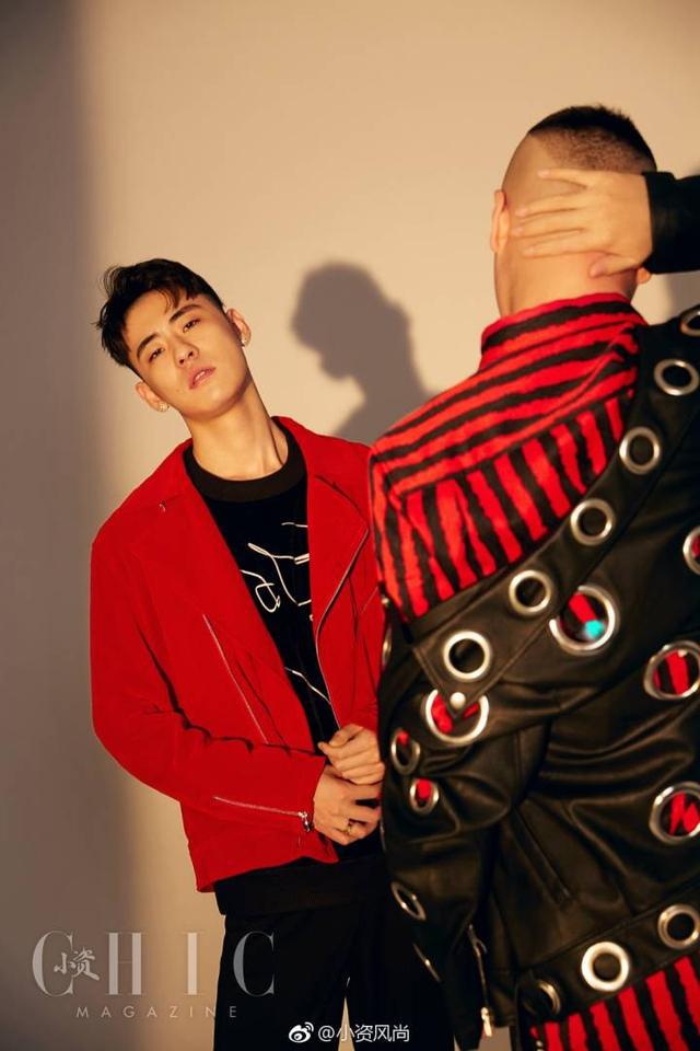 张云雷为什么叫二爷？张云雷为什么也叫小辫(张云雷为啥叫二哥)