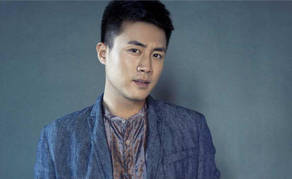 蒙面唱将里唱说散就散的是谁？里面的海绵宝