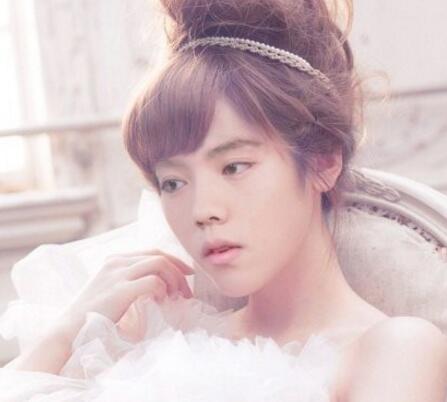 陈小纭的性感大胸照片