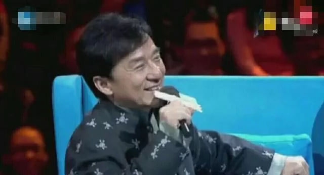 张国立与成龙谁更有钱？张国立成龙一起参加(张国立和成龙谁地位高)