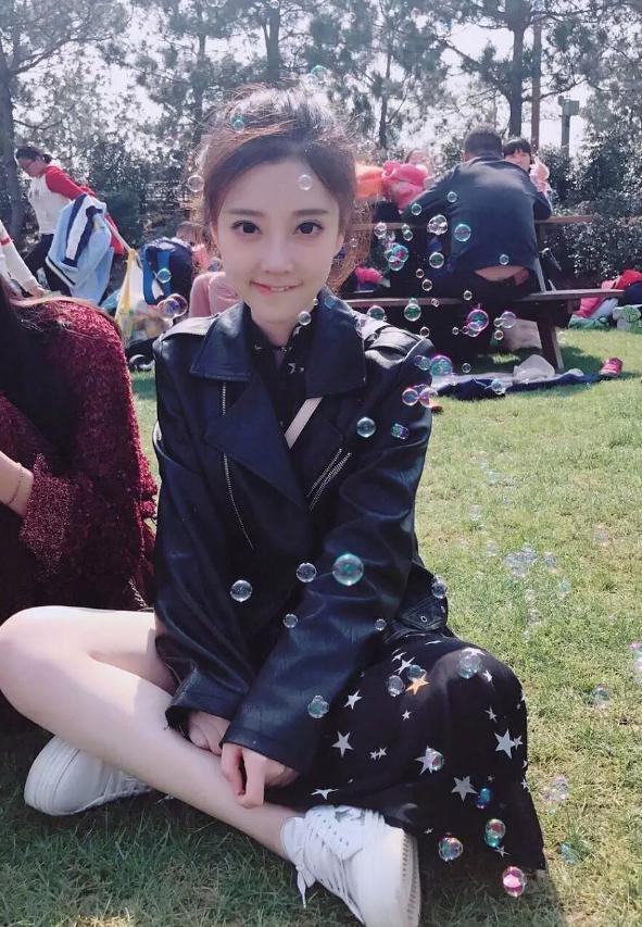 冯提莫为什么叫换头怪？冯提莫和万思聪是什