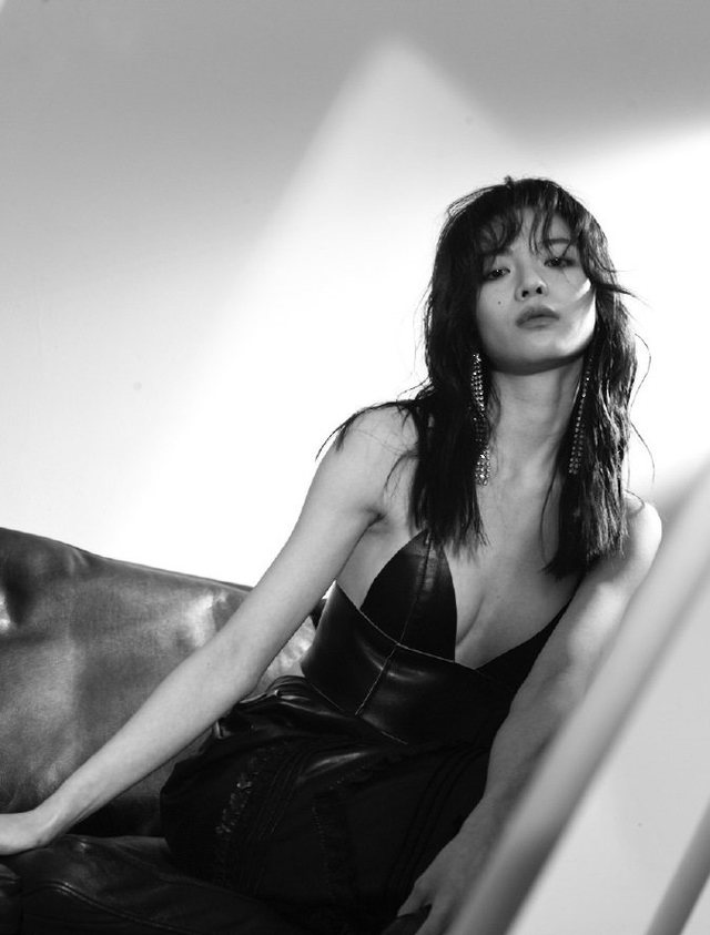 钟楚曦的胸多大罩杯的？钟楚曦男友陶帅照片