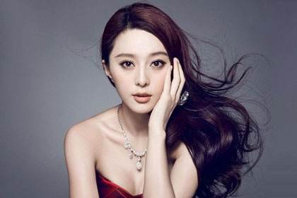 怎么进娱乐圈当明星?艺人和明星的区别站<(明星是怎么当明星的)