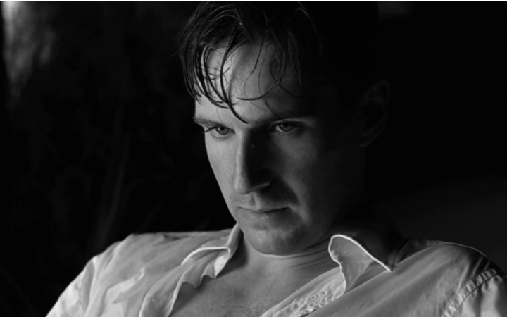 拉尔夫费因斯颜值巅峰照片(拉尔夫费因斯 身高)