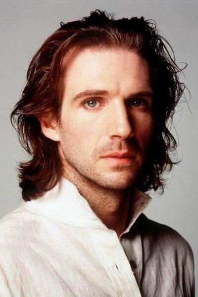 拉尔夫费因斯颜值巅峰照片(拉尔夫费因斯 身高)